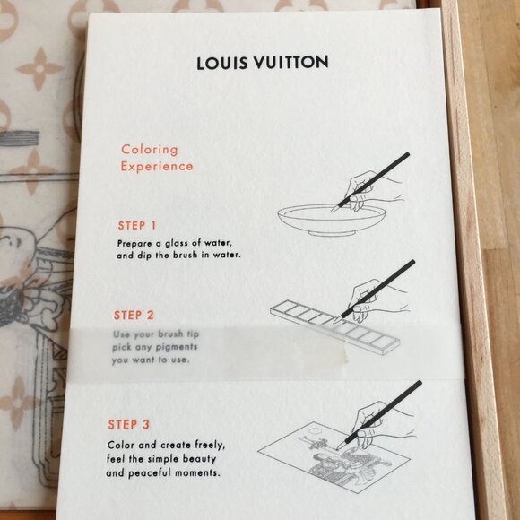 Louis Vuitton VIP 2022 Mid-Autumn Mooncake Festival Gift Box - Picture 6 of 9